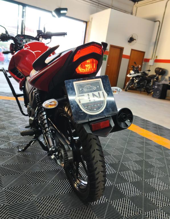 YAMAHA Fazer YS 150 - Foto