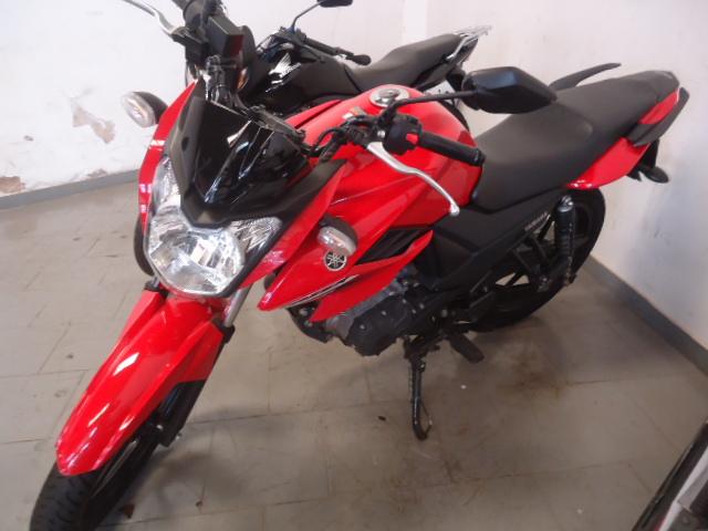 YAMAHA Fazer YS 150 - Foto