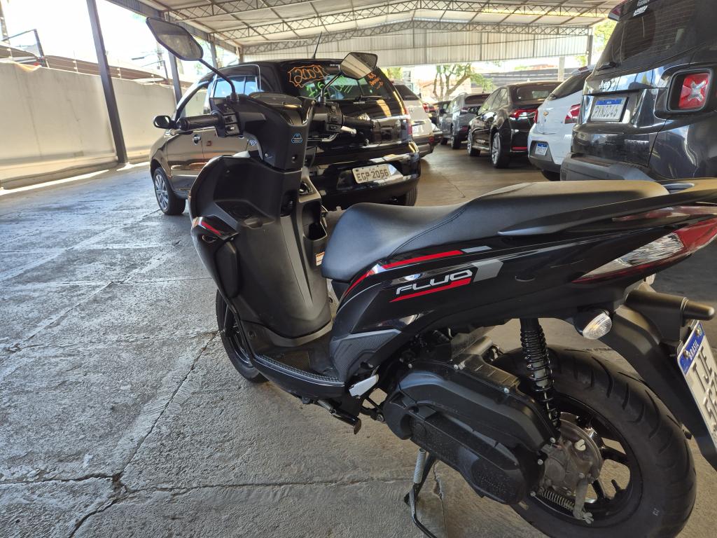 YAMAHA Fluo 125 - Foto