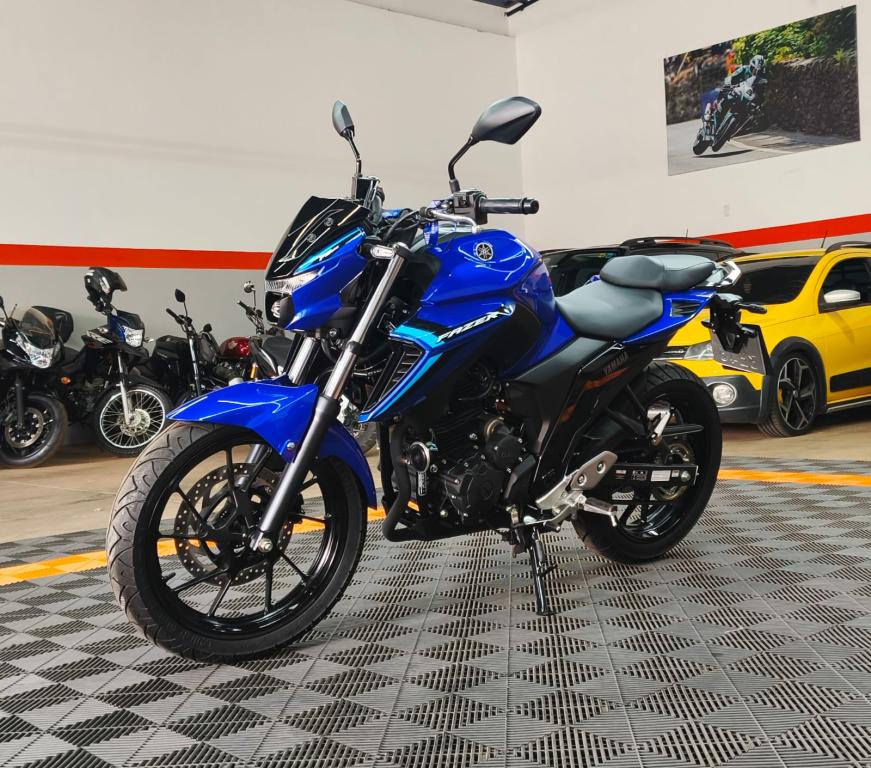 YAMAHA FZ 25 250 Fazer Flex - Foto