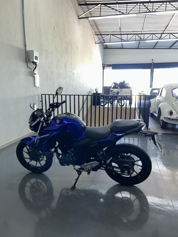 YAMAHA FZ 25 250 Fazer Flex - Foto
