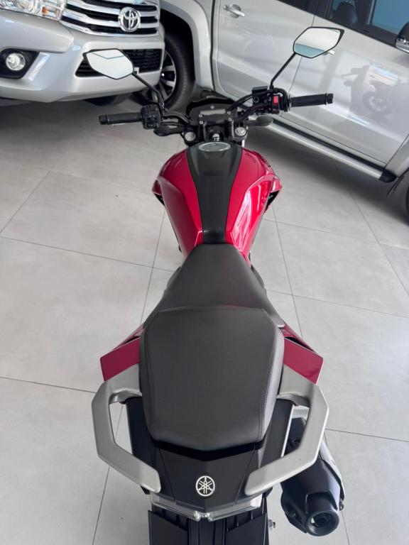 YAMAHA FZ 25 250 Fazer Flex - Foto