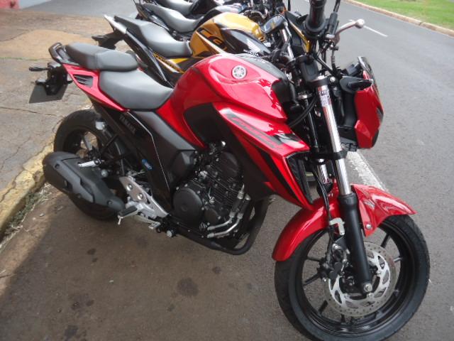 YAMAHA FZ 25 250 Fazer Flex