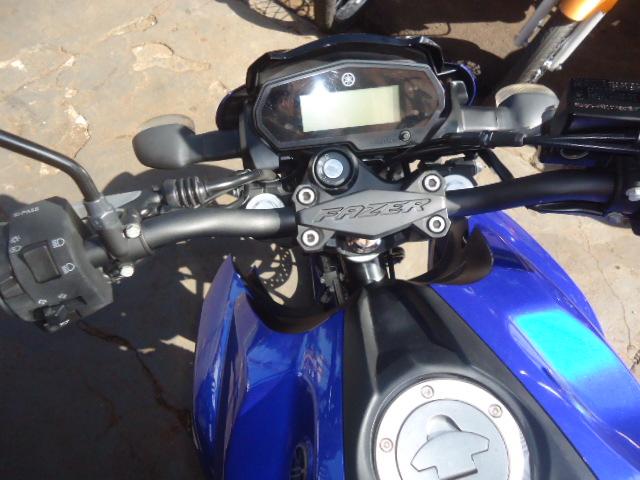 YAMAHA FZ 25 250 Fazer Flex - Foto