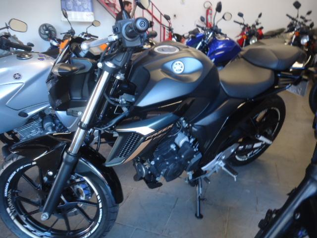 YAMAHA FZ 25 250 Fazer Flex