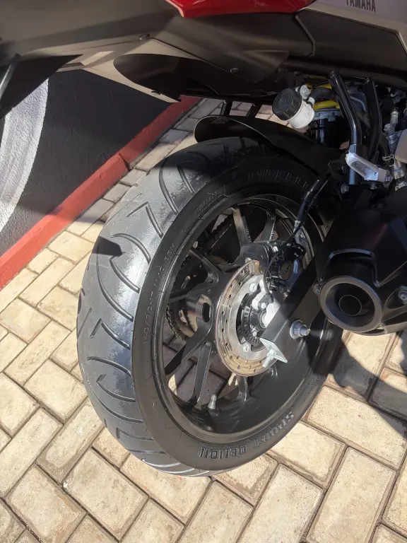 YAMAHA FZ 25 250 Fazer Flex - Foto