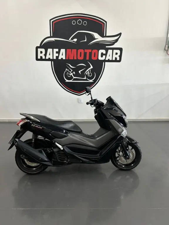 YAMAHA NMax 160 - Foto