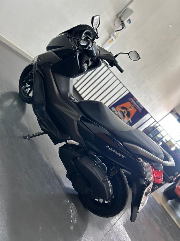 YAMAHA NMax 160 - Foto