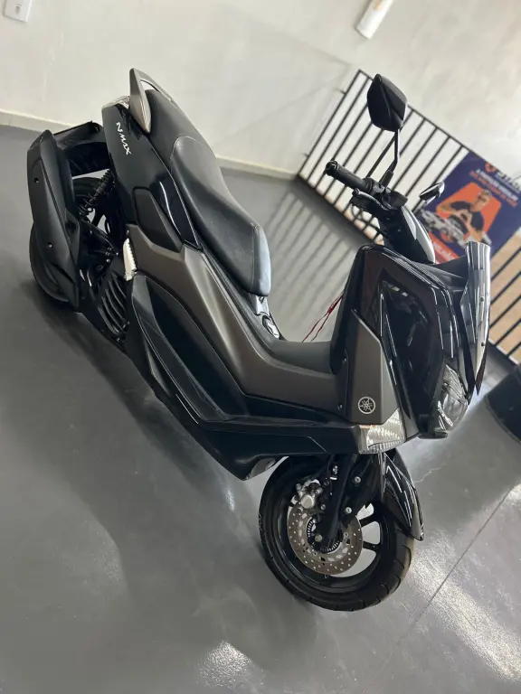 YAMAHA NMax 160 - Foto