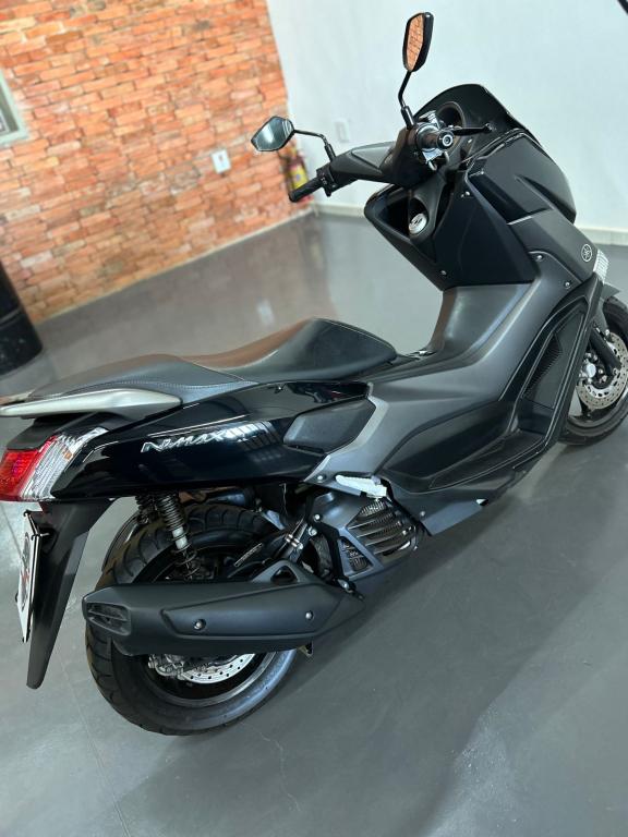 YAMAHA NMax 160 - Foto