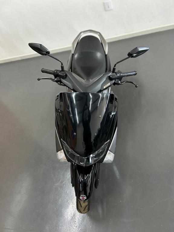 YAMAHA NMax 160 - Foto