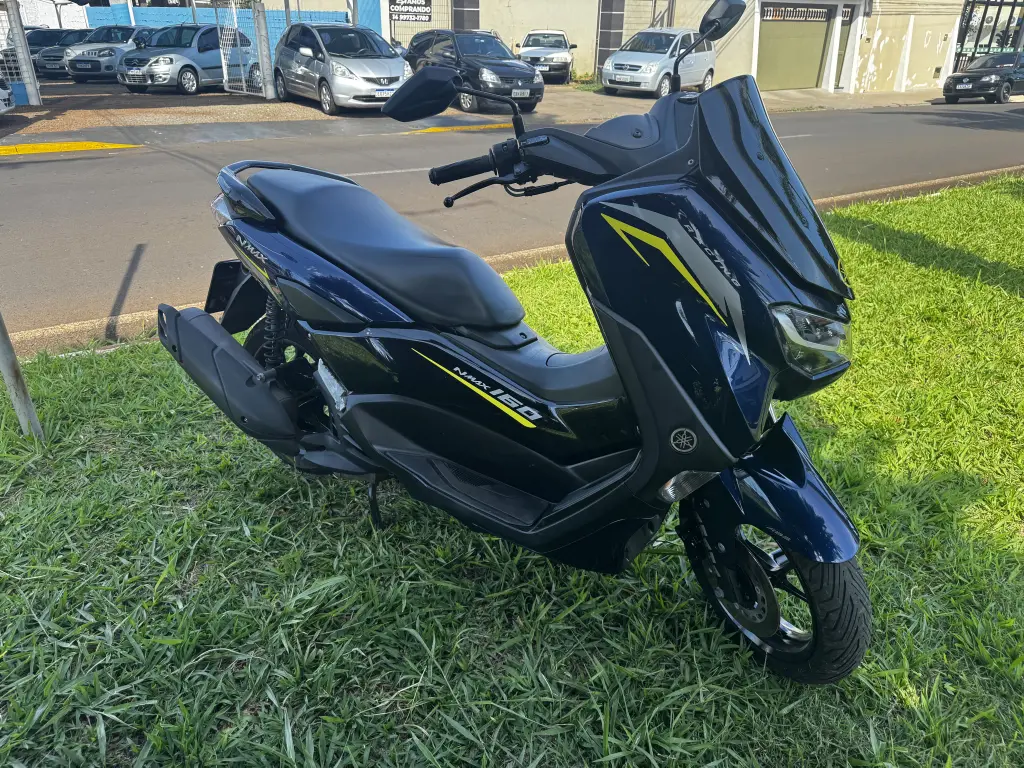 YAMAHA NMax 160 - Foto