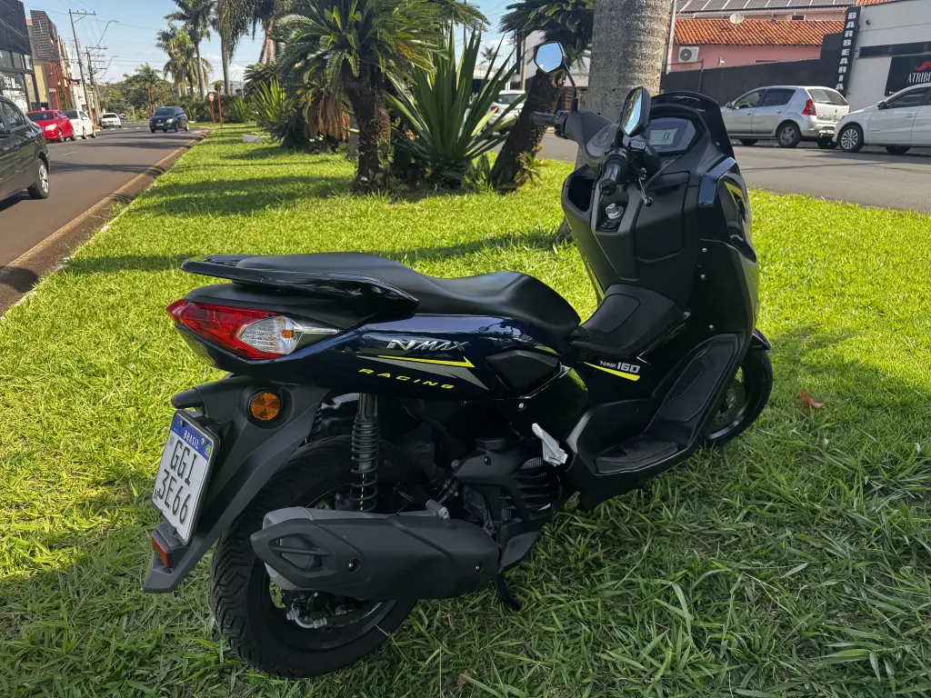 YAMAHA NMax 160 - Foto