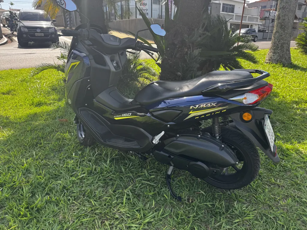 YAMAHA NMax 160 - Foto
