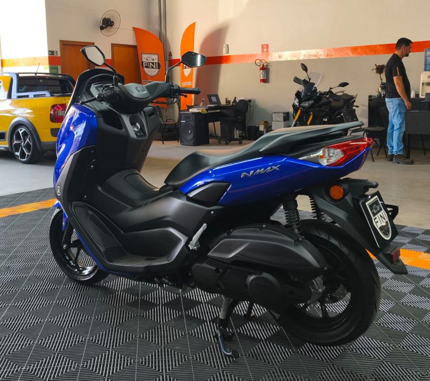 YAMAHA NMax 160 - Foto