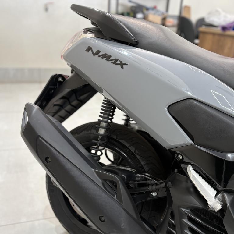 YAMAHA NMax 160 - Foto
