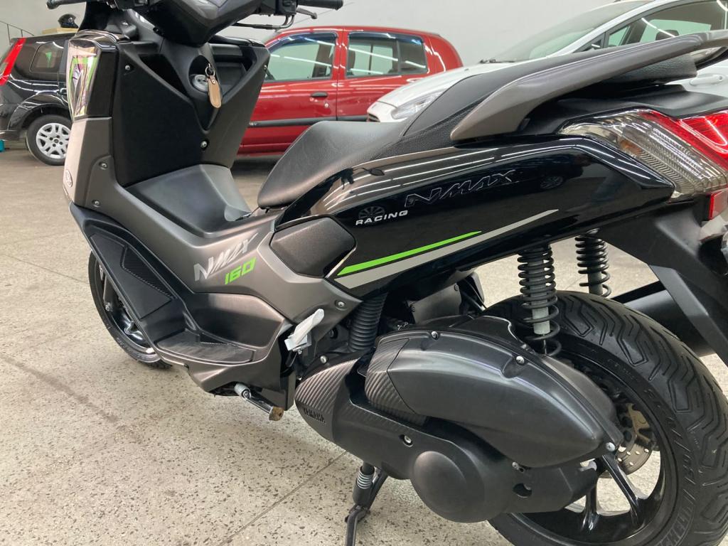 YAMAHA NMax 160 - Foto