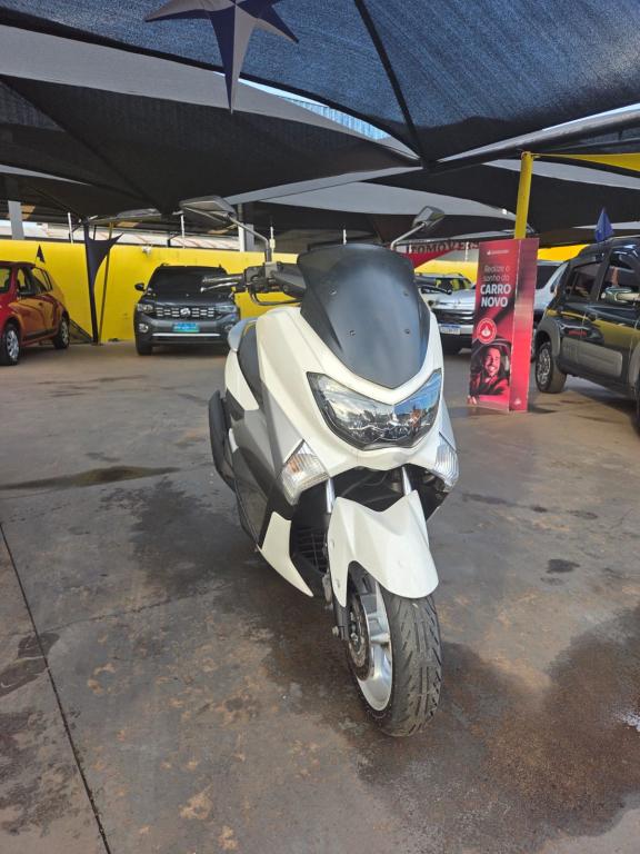 YAMAHA NMax 160 - Foto