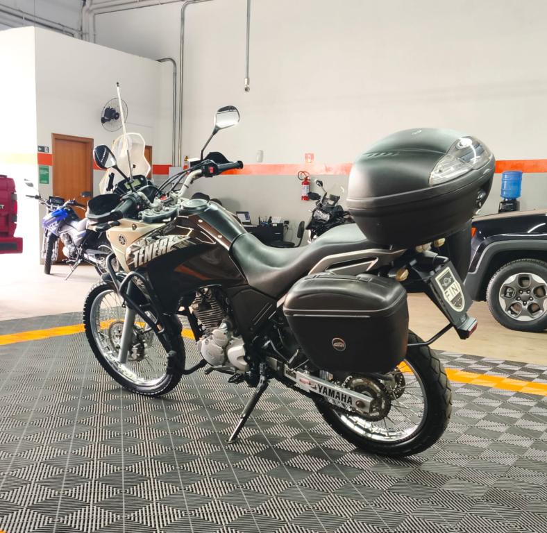 YAMAHA Teneré 250 - Foto