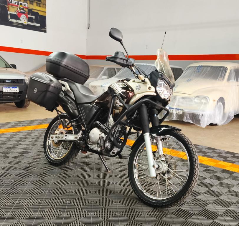YAMAHA Teneré 250 - Foto