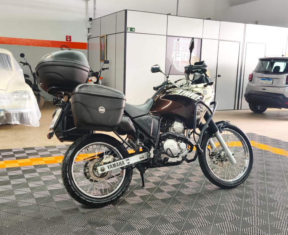 YAMAHA Teneré 250 - Foto