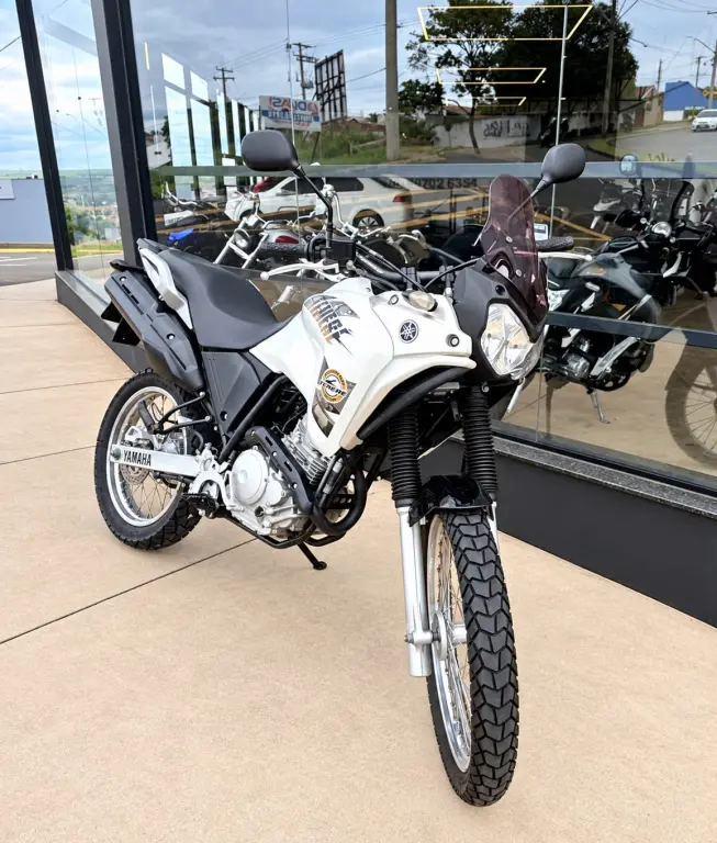 YAMAHA Teneré 250 - Foto