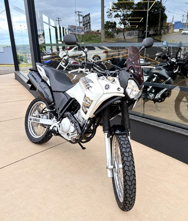 YAMAHA Teneré 250 - Foto