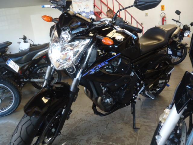 YAMAHA XJ6 600