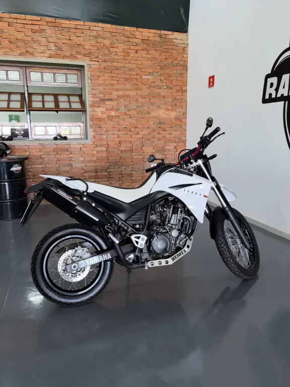 YAMAHA XT 660 R - Foto