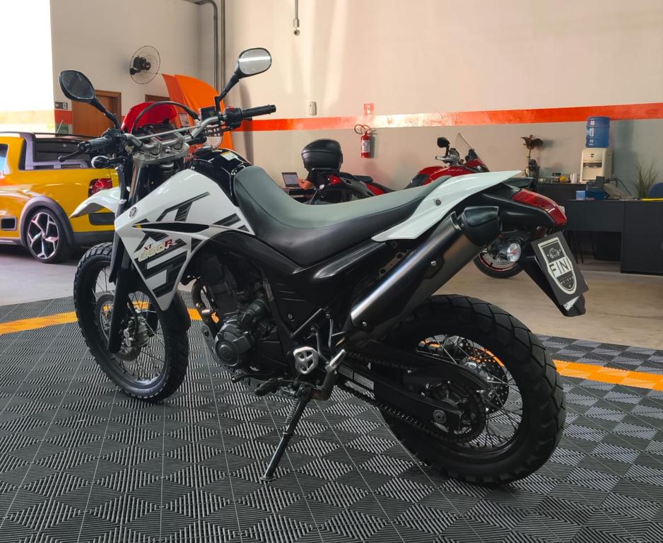 YAMAHA XT 660 R - Foto