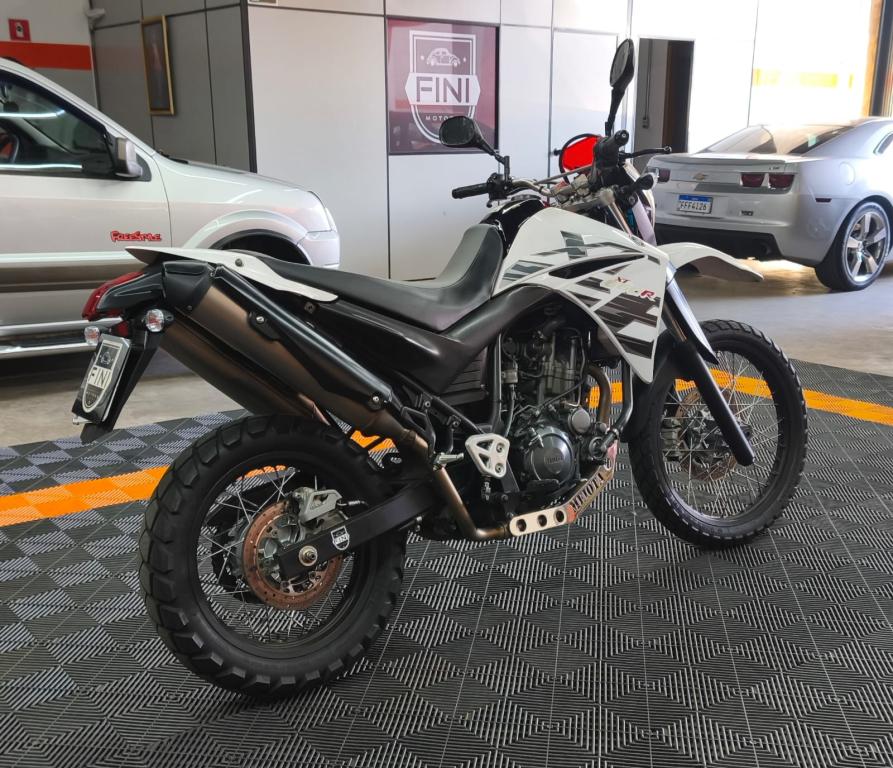 YAMAHA XT 660 R - Foto
