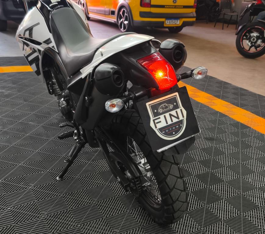 YAMAHA XT 660 R - Foto