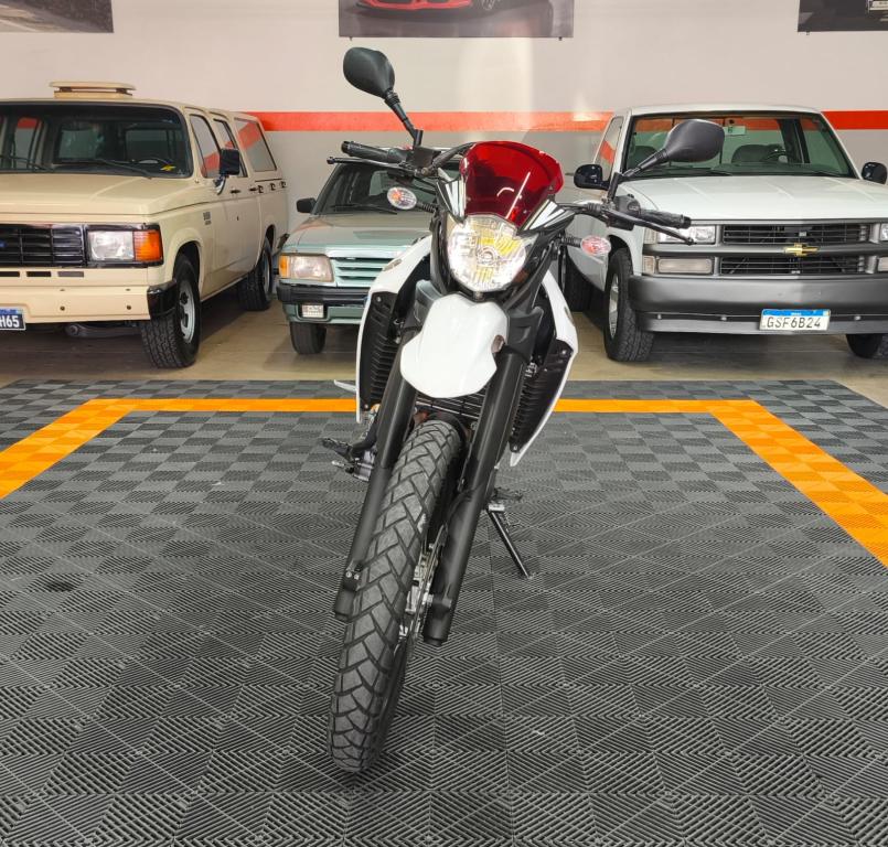 YAMAHA XT 660 R - Foto