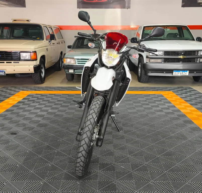 YAMAHA XT 660 R - Foto