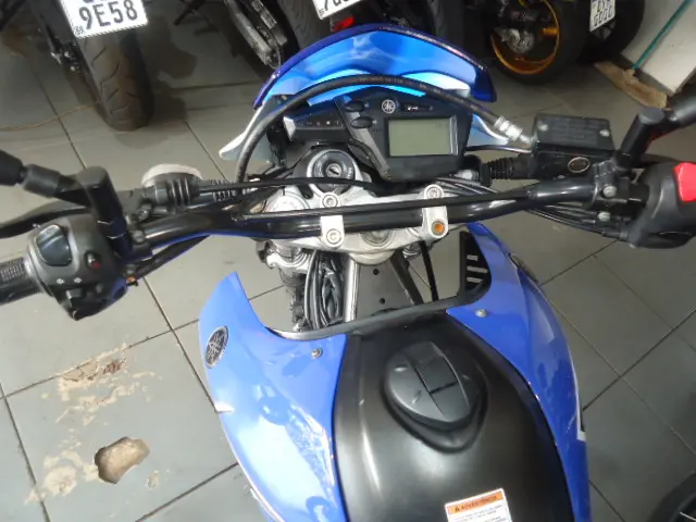 YAMAHA XT 660 R - Foto