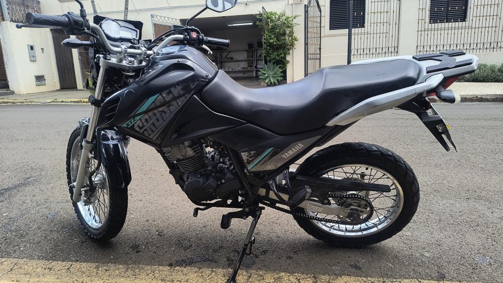 YAMAHA XTZ 150 Crosser - Foto