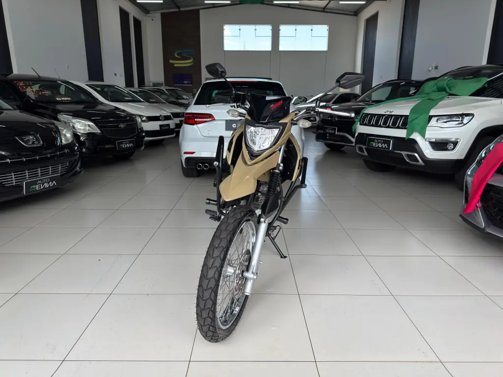 YAMAHA XTZ 150 Crosser - Foto