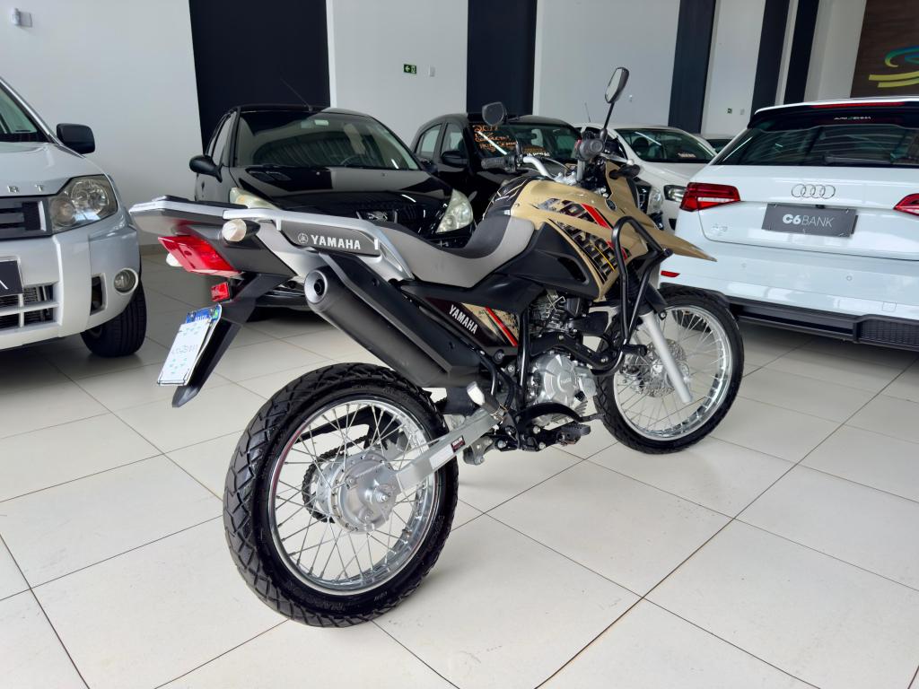 YAMAHA XTZ 150 Crosser - Foto