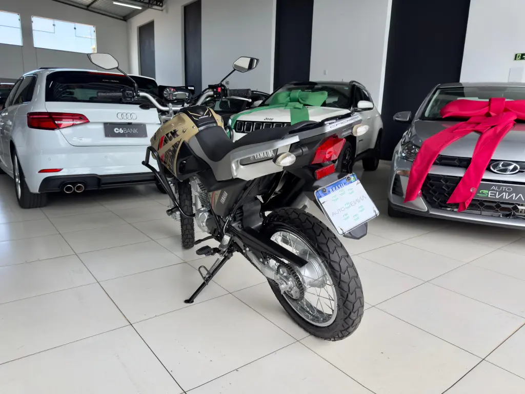 YAMAHA XTZ 150 Crosser - Foto