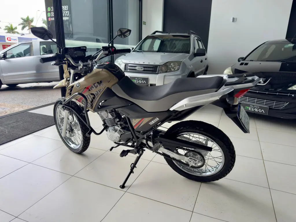 YAMAHA XTZ 150 Crosser - Foto