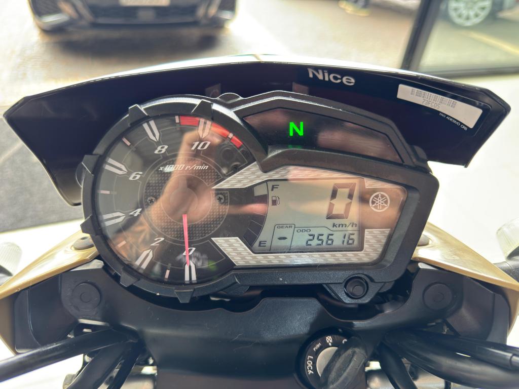 YAMAHA XTZ 150 Crosser - Foto