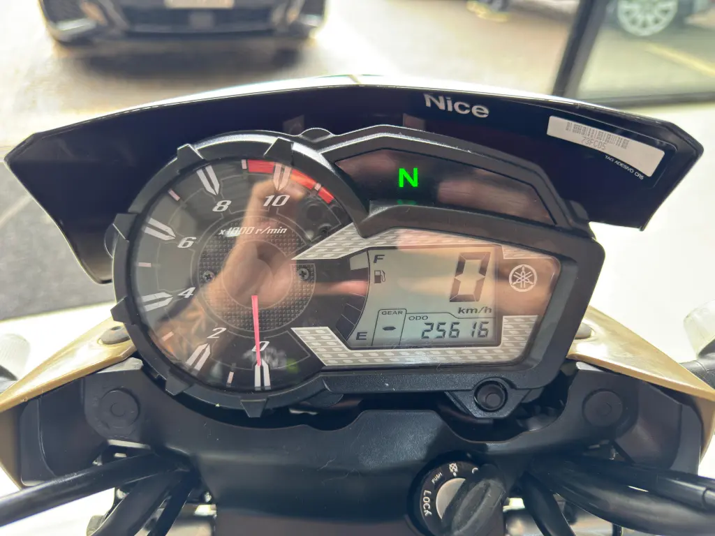 YAMAHA XTZ 150 Crosser - Foto