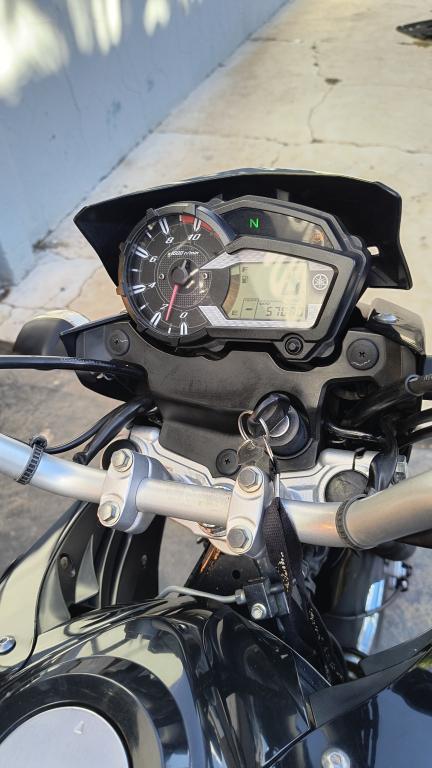 YAMAHA XTZ 150 Crosser - Foto