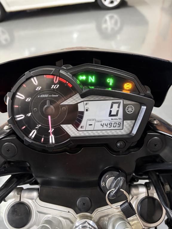 YAMAHA XTZ 150 Crosser - Foto