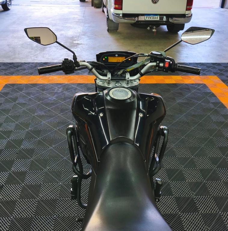 YAMAHA XTZ 250 - Foto