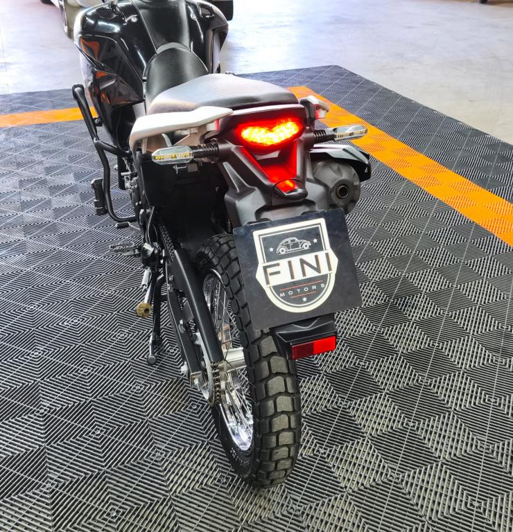 YAMAHA XTZ 250 - Foto