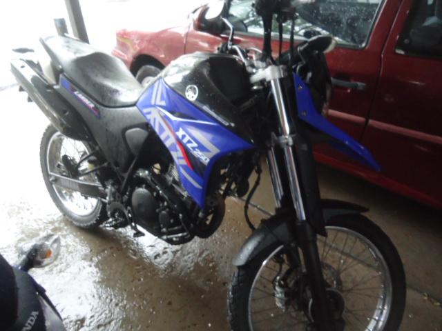 YAMAHA XTZ 250 - Foto
