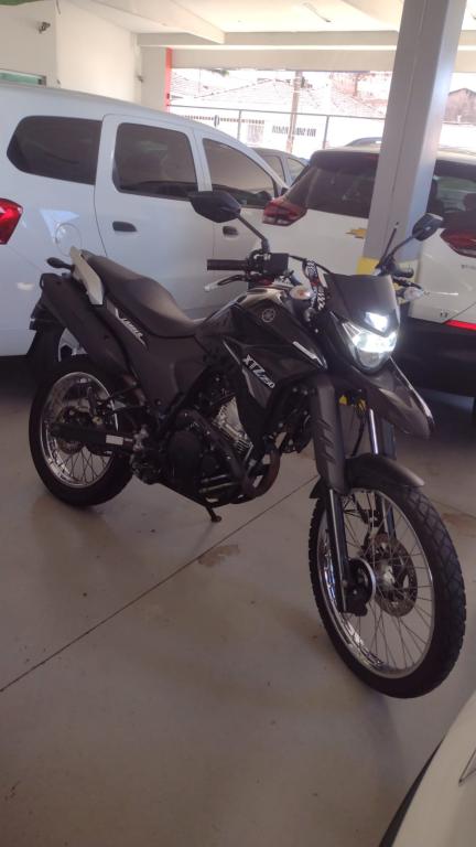 YAMAHA XTZ 250 - Foto