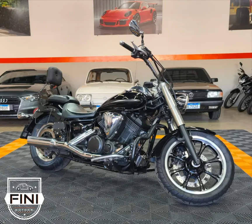 YAMAHA XVS 950