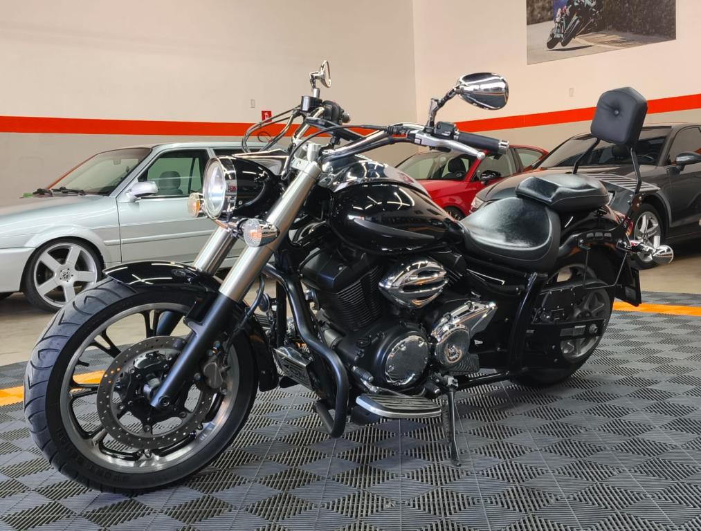YAMAHA XVS 950 - Foto